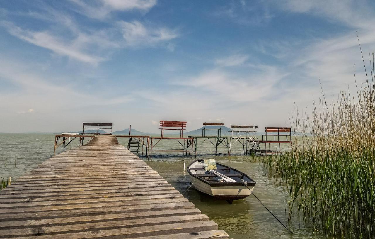 Komfort Home Bursport Bt. Haz Balatonfenyves Exteriér fotografie