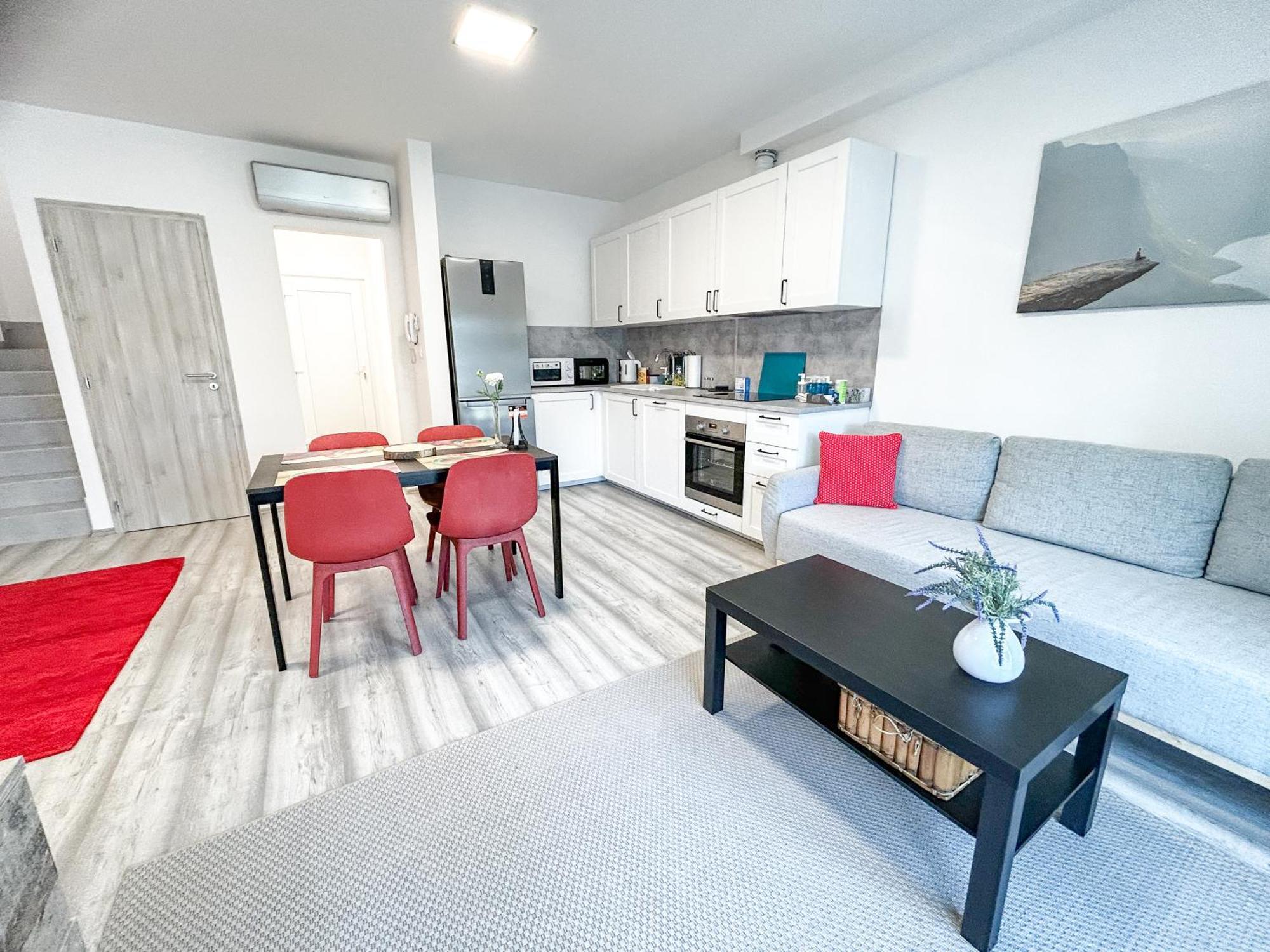 Komfort Home Bursport Bt. Haz Balatonfenyves Exteriér fotografie